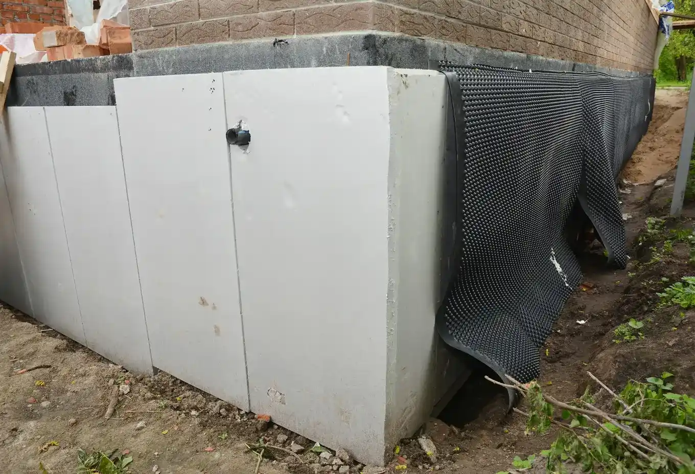 Najczęstsze błędy w izolacji fundamentów